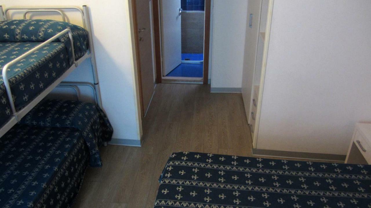 Hotel Sorriso - Molto Piu Di Una Stella Riccione Eksteriør billede